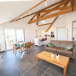 Apartment Kasa Dream - Vue Sur Les Monts, Wifi Debit, Sol Rafraichissant ! Saint-Sorlin (Rhone)